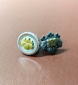 legal- lapel-pins